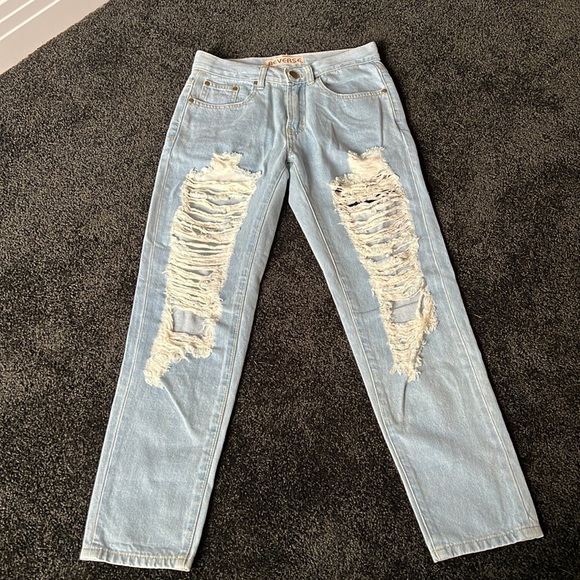 Ripped jeans - Picture 1 of 3